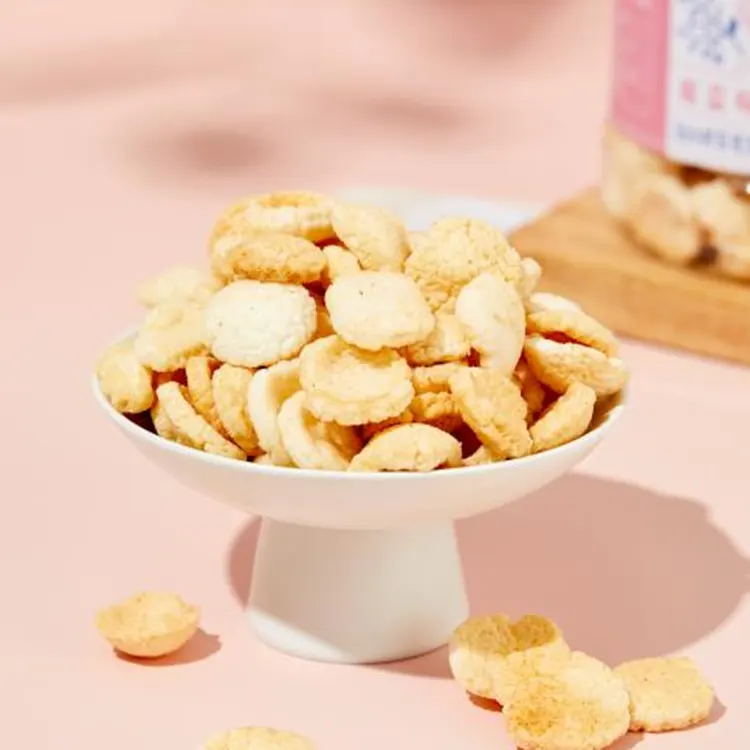 ¿Son amigables las rodajas de galletas de arroz crujientes para personas con dientes malos?